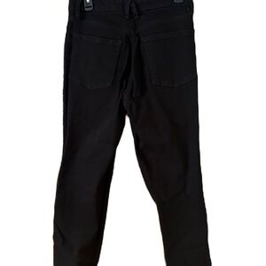 Good American Women”s Black Jeans. Size 10/30